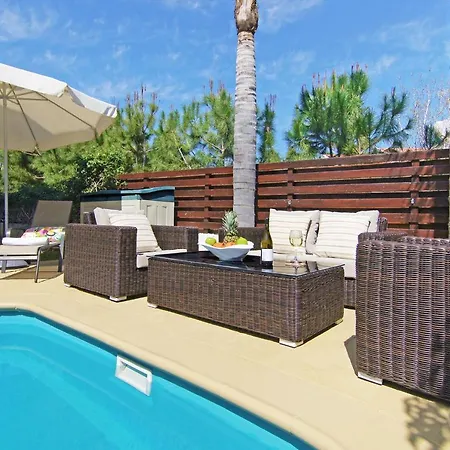 Villa Amy Protaras